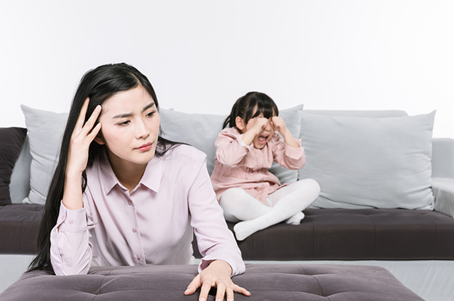 孩子哭闹,家长该怎么办? 孩子哭闹,孩子哭闹家长怎么办,孩子哭闹的解决办:孩子哭闹,家长该怎么办?