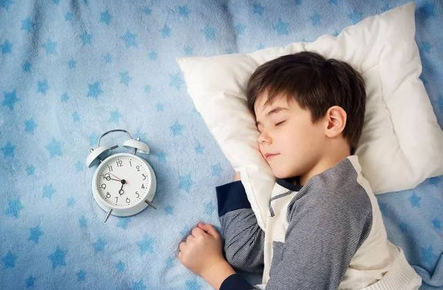 儿童青少年,充足的睡眠,睡眠和学习：充足的睡眠，有益于儿童青少年的学习和记忆吗？